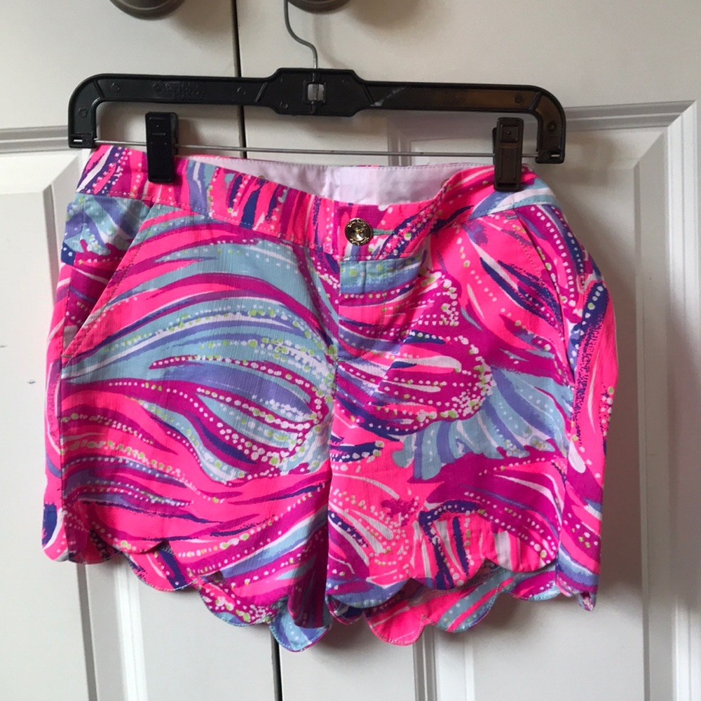 Lily Pulitzer butter cup shorts